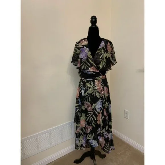 New Gabby Skye Chiffon Dress. - Picture 1 of 5